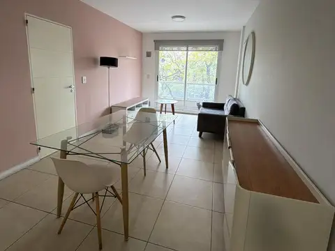 Departamento en Alquiler en Macrocentro, $ 600.000
