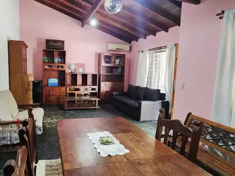 CASA 4 AMBIENTES DON TORCUATO CON PILETA
