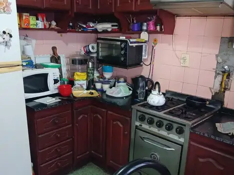 Venta de Casa 2 Ambientes en Villa Luzuriaga