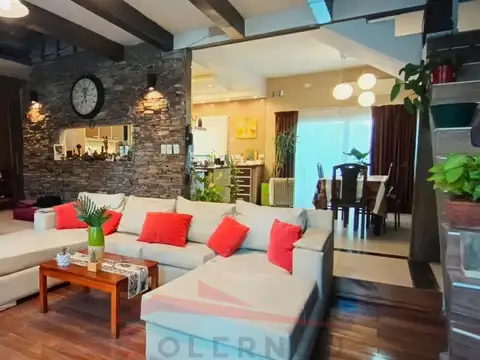 Casa en Venta de 5 dormitorios