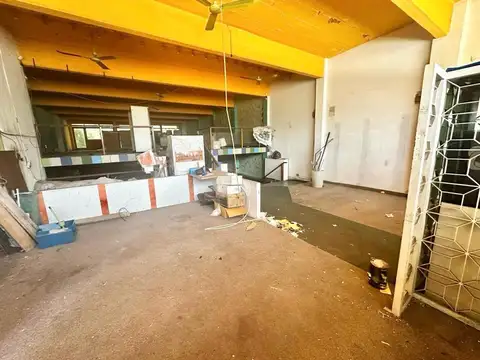 Avenida Presidente Peron 4086