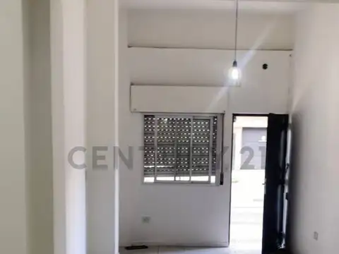 Avenida Remedios de Escalada 3000, Piso 0