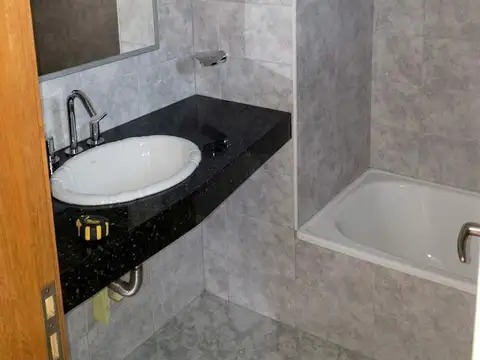 Departamento en Alquiler en Flores, $ 680.000
