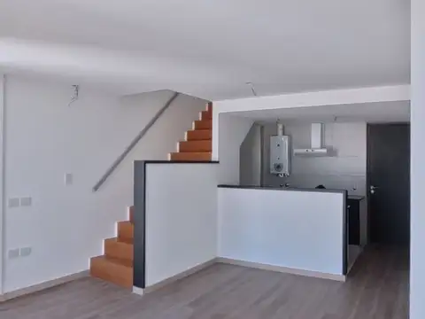 Departamento en Alquiler en La Plata, $ 900.000