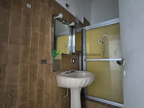Depto Tipo Casa 4 ambientes con 2 baños