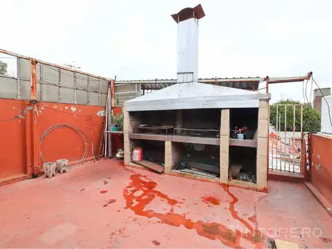 VENTA CASA 4 AMB. EN LOTE PROPIO EN POMPEYA