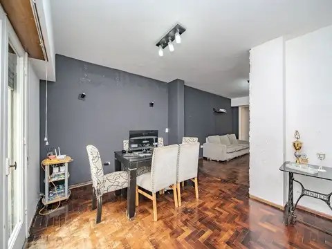 Depto Tipo Casa en Venta 40 años