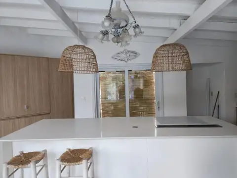 Se Vende hermosa casa a una cuadra del golf de La cumbre