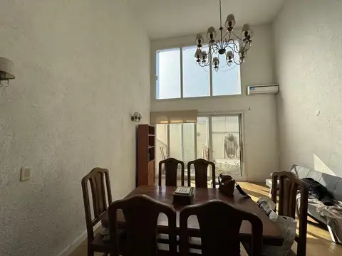 Departamento duplex con jardin e hidro