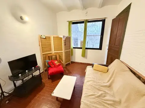 Depto Tipo Casa en Venta 50 años