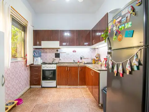 Venta casa 3 ambientes, patio y terraza