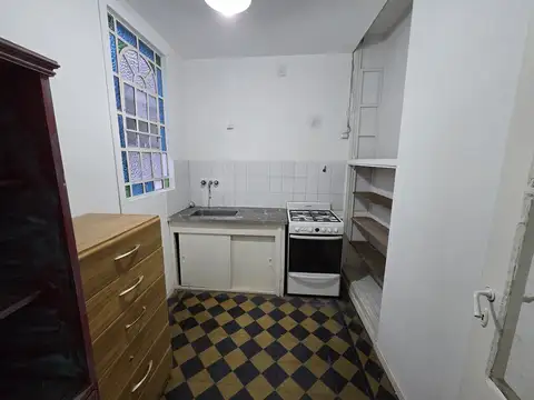 Monseñor Alejandro Schell 200, Piso PB