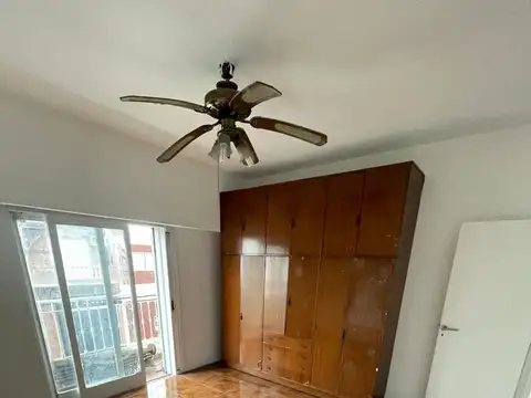 Departamento 5 ambientes con 2 baños