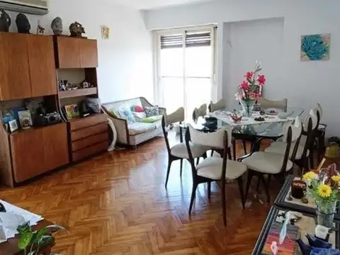 Departamento en Venta en Coghlan, USD 145.000