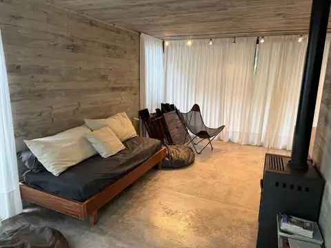 Casa 3 ambientes con 2 baños