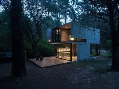 Excelente casa de diseño 3 ambientes Mar Azul