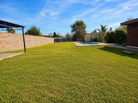 Casa en Venta con 1 cochera