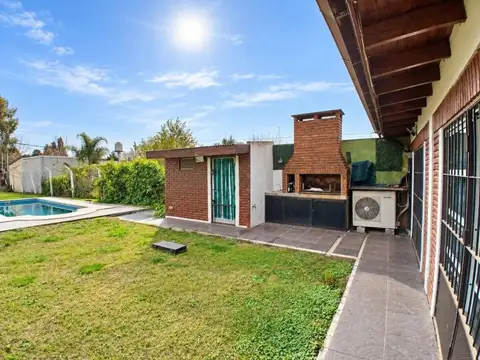 Córdoba al 400, San Vicente
