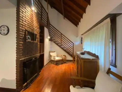 Urquiza 4322 Mar Del Plata, Mar Del Plata, Buenos Aires, Argentina.