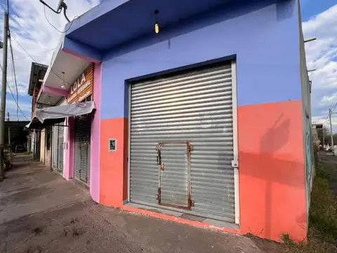Locales en alquiler, Virrey del Pino, sobre asfalto.