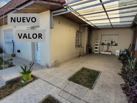 Casa 3 ambientes - Morón