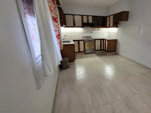 Casa en Venta en Moron Sur, USD 100.000
