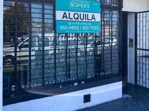 Avenida 32 entre 31 y 132