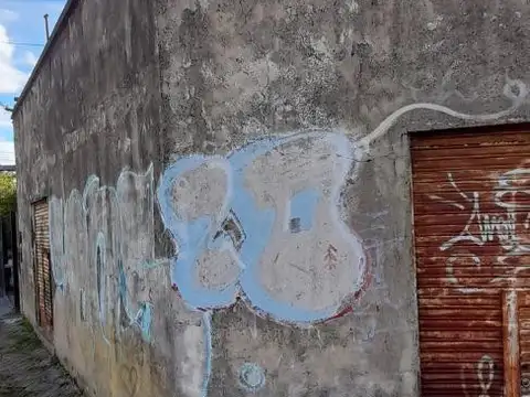 Casa 5 ambientes con 2 baños