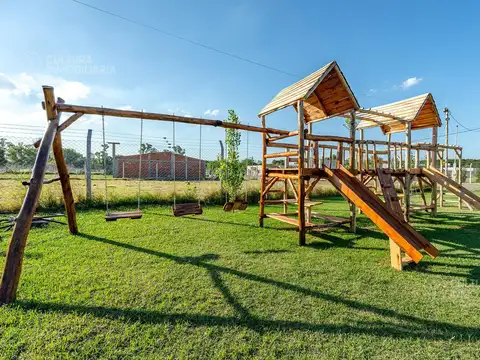 Casa 2 ambientes con 1 baño