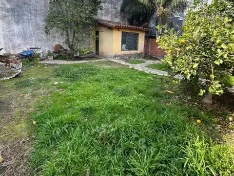 Casa en Alquiler con 1 cochera