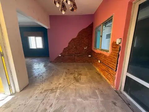VENTA CASA MULTIFAMILIAR ISIDRO CASANOVA