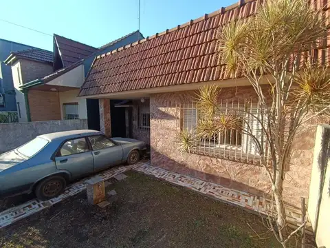 Casa en Venta en Berazategui, USD 124.000