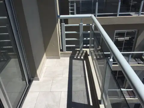 DEPTO 2 AMB. LARTIGAU Y MITRE WILDE