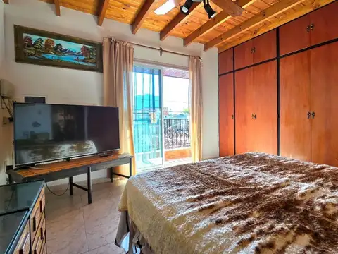 CASA CHALET 4 AMB COCHERA PATIO PARRILLA TERRAZAS