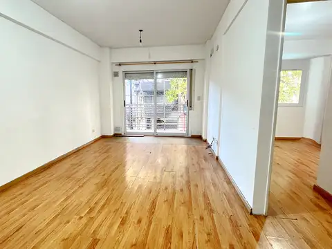 Departamento en Alquiler en Villa del Parque, $ 730.000
