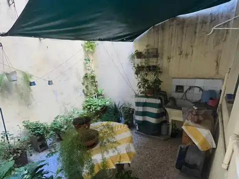 Depto Tipo Casa en Venta 40 años