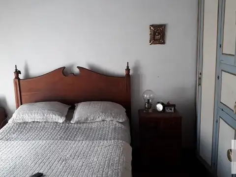 Casa en venta - 3 Dormitorios 1 Baño - 87Mts2 - El Palomar