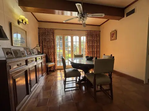 IMPONENTE CHALET DE CATEGORIA. VENTA