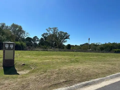 Terreno en Venta en Berazategui, USD 56.000