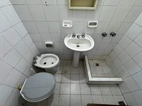 Depto Tipo Casa 2 ambientes con 1 baño