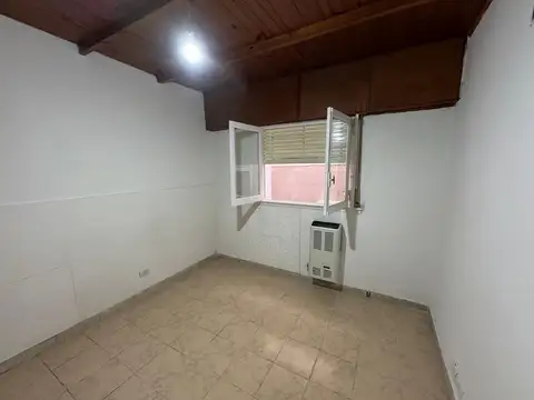 Depto Tipo Casa en Alquiler de 1 dormitorio