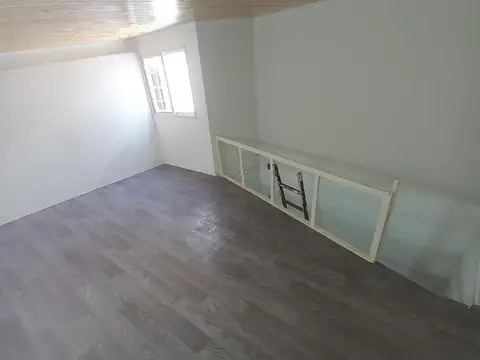 Joaquin V Gonzalez 1700