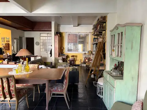 Depto Tipo Casa 3 ambientes con 2 baños