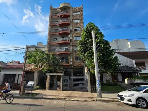 Santa Fe 700, Piso 1°