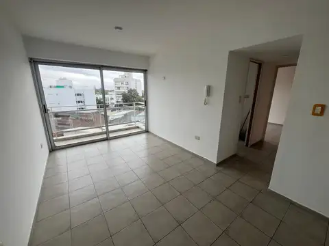 Departamento en Alquiler en La Plata, $ 650.000