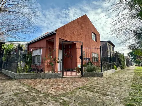 Tu próximo hogar: 3 dormitorios, jardín y espacio para crecer en un barrio con todo cerca- ituzaingó