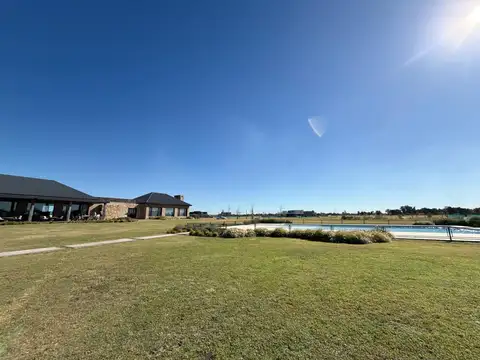 Terreno en Venta en Funes, USD 130.000