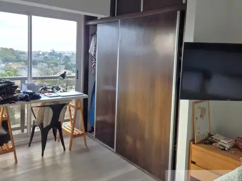 Departamento en Venta en Olivos Vías/Río, USD 169.000