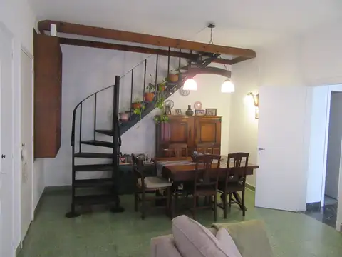 Departamento 5 ambientes con 2 baños