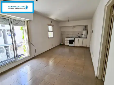 Confort y Excelente Luz Natural: Monoambiente en Necochea 2348
